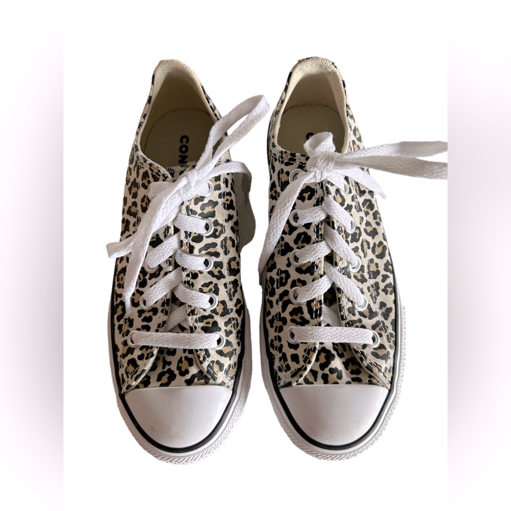 CONVERSE Chuck Taylor girls All Star Kids' Leopard Low Top Sneakers Size 1 NWOB